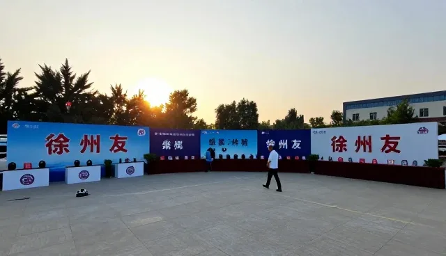 装饰玻璃在不同环境下的性能表现与适配分析